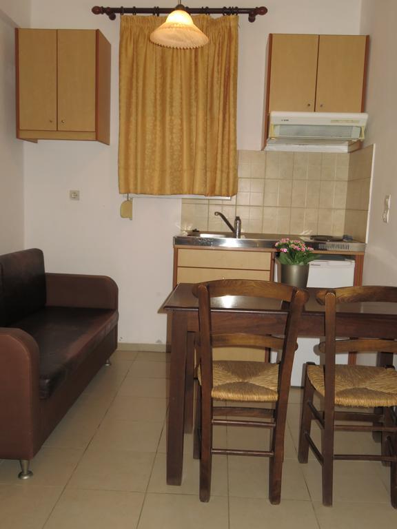 Frosso'S Apartments Kokkini Hani エクステリア 写真